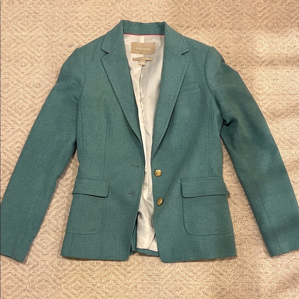 Sea Foam Green Wool-Blend Tailored Blazer